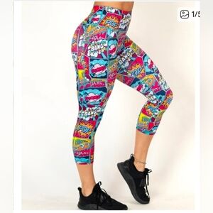 CVG Knockout Comic Print Capris S